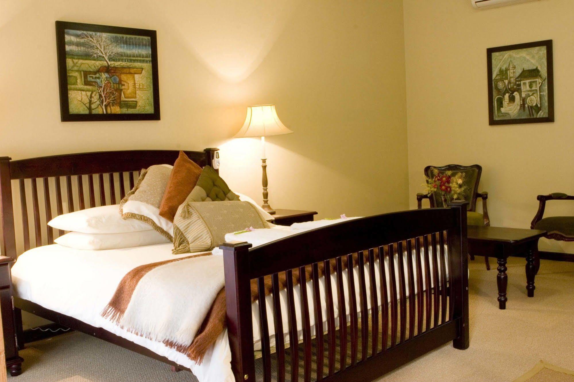 Africasky Guest House Kempton Park Bagian luar foto